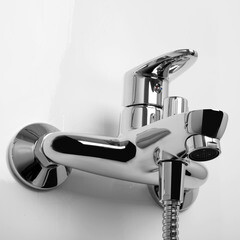 Смеситель для ванны WasserKraft Leine хром однорычажный с коротким изливом с лейкой (3501) - фото 2