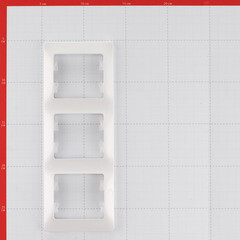 Рамка Systeme Electric Glossa трехместная белая (GSL000107) - фото 3