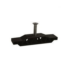 Фиксатор решетки Aquastok DN 100 C250 117х27х14 мм с винтом пластиковый (91102)