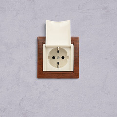 Розетка Legrand Valena встраиваемая слоновая кость с крышкой (695614) - фото 8