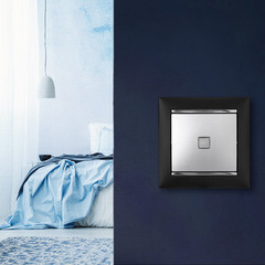 Выключатель Legrand Valena одноклавишный встраиваемый алюминий с подсветкой (694340) - фото 7