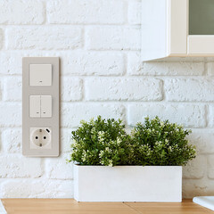 Рамка Legrand Inspiria трехместная шампань (673958) - фото 5