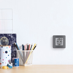 Розетка Legrand Inspiria встраиваемая алюминий с USB Type-C (673772) - фото 6