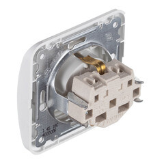 Розетка Makel Mimoza встраиваемая белая с крышкой (12009) - фото 3