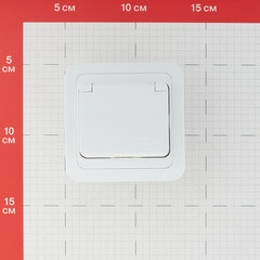 Розетка Makel Mimoza встраиваемая белая с крышкой (12029) - фото 3