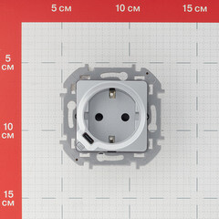 Розетка Legrand Inspiria встраиваемая алюминий с USB Type-C (673772) - фото 4