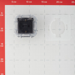 Розетка Legrand Inspiria встраиваемая антрацит со шторками с крышкой (673743) - фото 3