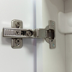 Зеркальный шкаф Continent Elliott 40х80х15 см с подсветкой левый белый - фото 3