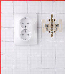 Розетка Systeme Electric Glossa встраиваемая белая (GSL000124) - фото 2