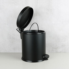 Ведро для мусора Fixsen Hotel FX-34024B с крышкой 5 л металл черное с педалью - фото 4