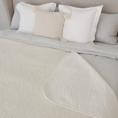 Покрывало 200х220 см Вelezza Tressa стеганое светло-бежевое (6154581) - фото 2