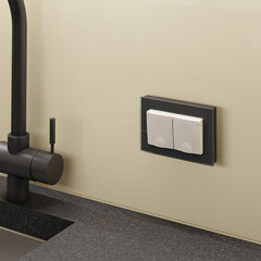 Розетка Werkel встраиваемая слоновая кость со шторками с крышками (a057279) - фото 5