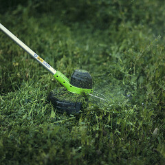 Триммер аккумуляторный Greenworks 40V G40LTK2 40 В Li-Ion 2 Ач 1 АКБ и ЗУ (2101507UA) - фото 8