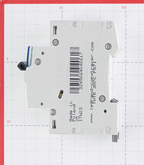 Автоматический выключатель модульный Legrand TX3 3P 50А тип C 6 кА 400 В (404061) - фото 7