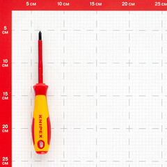 Отвертка диэлектрическая крестовая 187 мм 1000 В Knipex (KN-982401) PH1 - фото 2