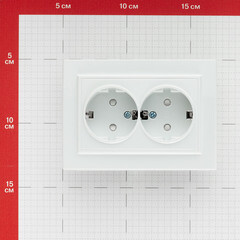 Розетка EKF Минск встраиваемая белая со шторками (ERR16-128-100) - фото 2