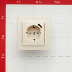Розетка EKF Минск встраиваемая бежевая с USB-А (ERR16-028-200-USB) - фото 3