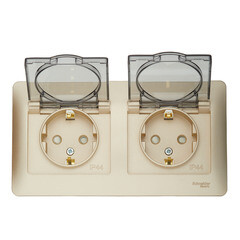 Розетка Systeme Electric Glossa встраиваемая титан со шторками с крышкой (GSL000447) - фото 2