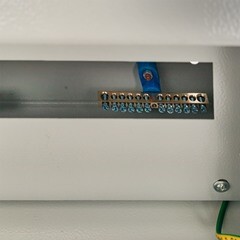 Щит распределительный навесной EKF PROxima ЩРН-12 металлический IP31 220х300х120 мм 12 модулей с замком и шинами - фото 11