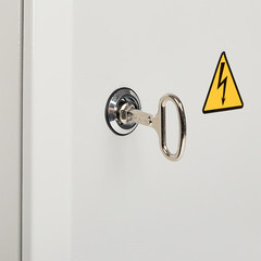 Щит распределительный навесной EKF Basic ЩРН-24 металлический IP54 395х310х120 мм 24 модуля с замком - фото 10