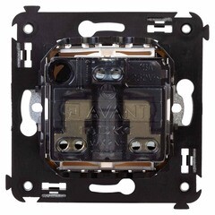 Розетка DKC Avanti встраиваемая белая с защитными шторками (3702304) - фото 4