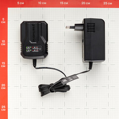 Зарядное устройство Greenworks G40UCM2M для аккумуляторов 40В Li-Ion (2946507) - фото 3