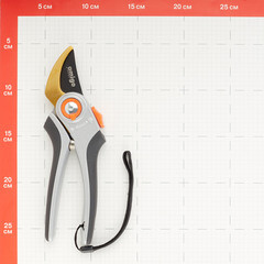 Секатор плоскостной Amigo с двухкомпонентными рукоятками (76405) - фото 6