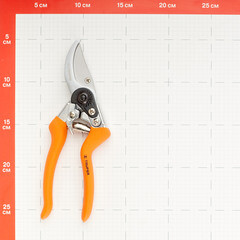 Секатор плоскостной Truper с обрезиненными рукоятками (18453) - фото 2