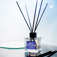 Аромадиффузор с палочками Stenova Home №21 100 мл - фото 2