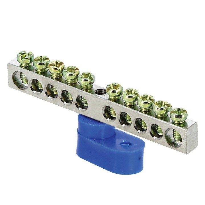 Изображение товара Шина нулевая на угловом изоляторе EKF PROxima 6х9 мм 10 отверстий синяя (10 шт.) (sn1-63-10-1)