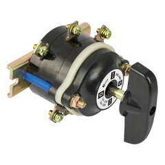 Изображение товара Переключатель пакетный EKF PROxima ПП 1-16/Н2 М3 400 В IP00 3P исполнение 3 черный (pp-1-16-3)