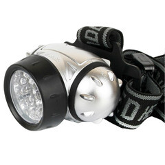 Изображение товара Фонарь налобный Ultraflash LED5353 светодиодный 19 LED 1 Вт на батарейках ААА пластик 4 режима (LED5353)