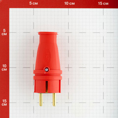 Вилка штепсельная Svet с заземлением IP44 красная - фото 4