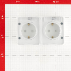 Розетка Systeme Electric AtlasDesign Profi54 накладная белая со шторками с крышкой (ATN540126) - фото 4