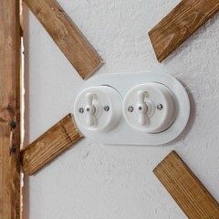 Переключатель Werkel Ретро одноклавишный накладной белый (a051317) - фото 6