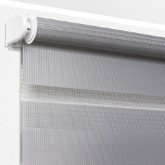 Рулонная штора день-ночь 140х160 см Уют Канзас светло-серая - фото 6