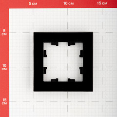 Рамка Systeme Electric AtlasDesign Nature одноместная черная (ATN321001) - фото 4