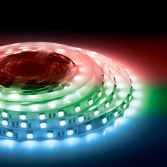 Лента светодиодная SMD 5050 RGB свет 24 В 15 Вт/м 5 м IP20 Apeyron (148КП) - фото 3