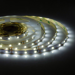 Лента светодиодная SMD 2835 6500К 12 В 8 Вт/м 5 м IP20 Apeyron (36ПРЗ) - фото 5