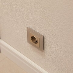 Розетка Werkel встраиваемая шампань рифленая со шторками (a051429) - фото 3