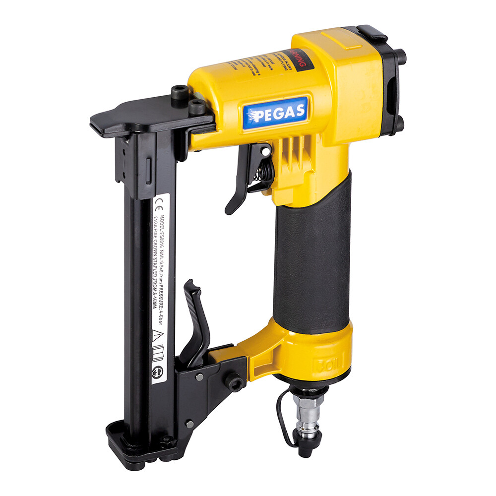 Изображение товара Пневмопистолет для скоб Pegas Pneumatic FS8016-A 1/4, 21GA, алюминий, Италия