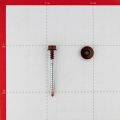 Саморезы кровельные с буром 50х4,8 мм металл-дерево красное вино RAL 3005 (40 шт.) - фото 3