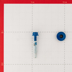 Саморезы кровельные с буром 35х4,8 мм металл-дерево синие RAL 5005 Daxmer (250 шт.) - фото 2