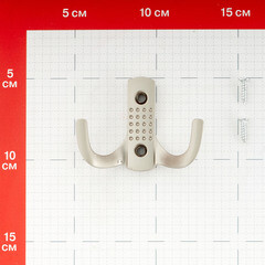 Крючок-вешалка двухрожковый сатин (129910) - фото 2