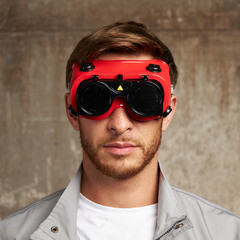 Очки сварщика Delta Plus Toba 3 T5 с затемненными линзами с откидными светофильтрами (TOBA3T5) - фото 3