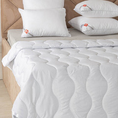 Одеяло всесезонное 1,5-спальное синтетическое волокно Kariguz (БЛАК21-3-2) - фото 2