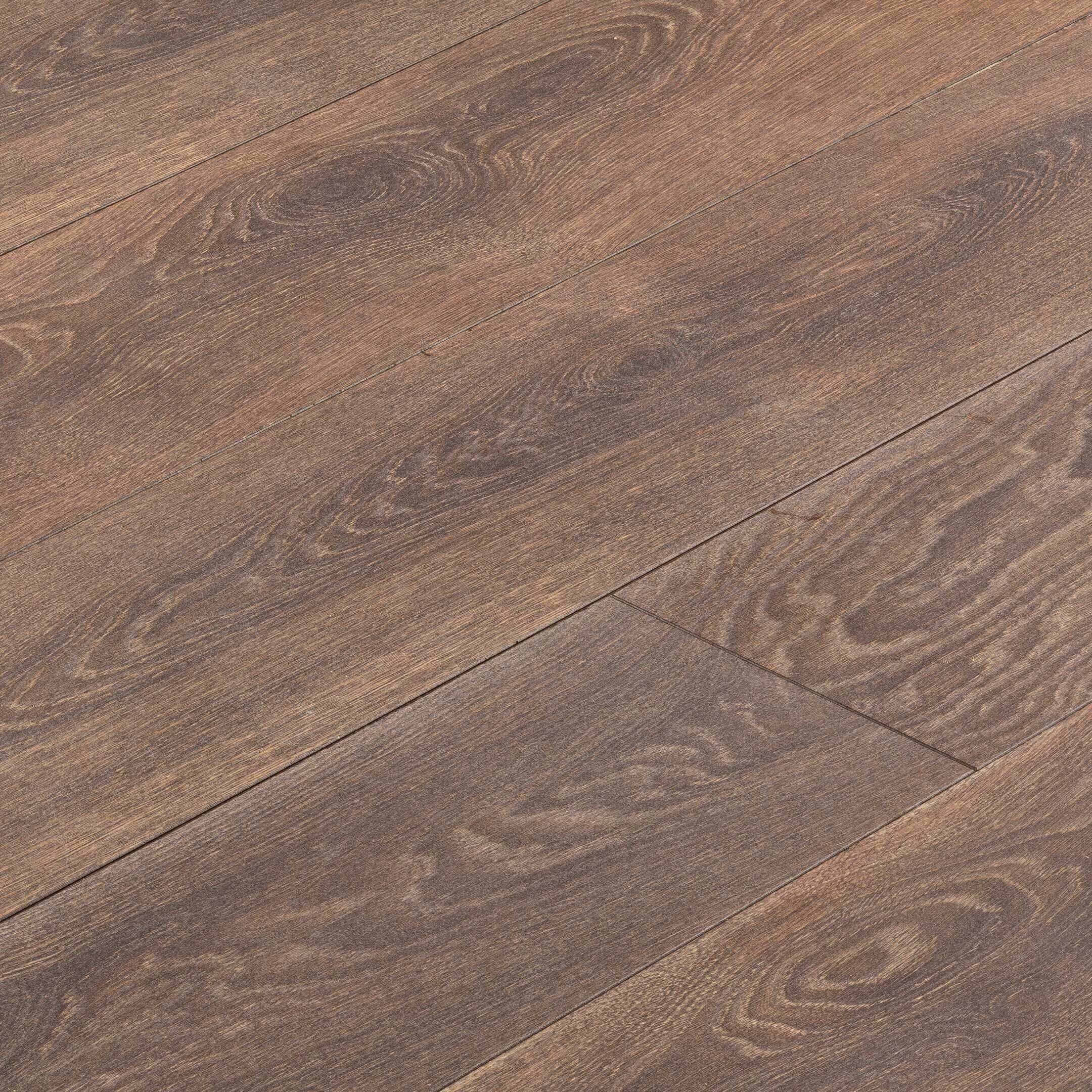 Изображение товара Ламинат 33 класс Ultradecor Expert Choice дуб шейр 1,48 м2 12 мм с фаской, влагостойкий, для активн