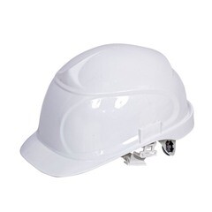 Каска защитная белая, храповый механизм регулировки