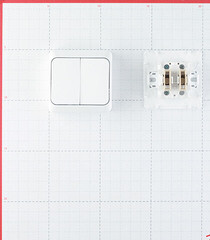 Выключатель Systeme Electric Этюд двухклавишный накладной белый (BA10-002B) - фото 4