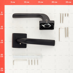 Ручка дверная Punto Saturn квадратная розетка черная - фото 2